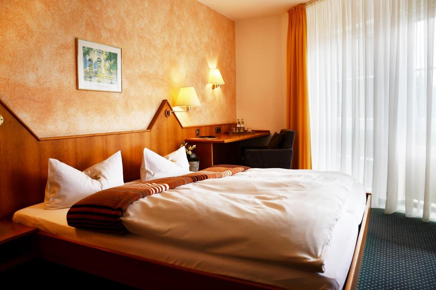 Hotel Schoene Aussicht Giessen Luaran gambar