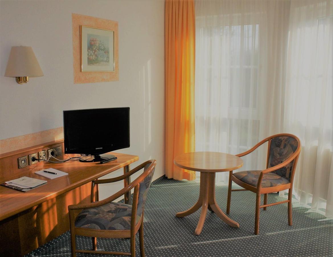 Hotel Schoene Aussicht Giessen Luaran gambar